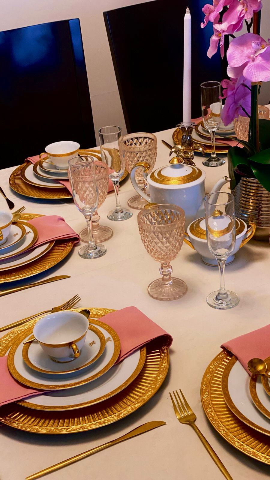 Montaje Premium con Orquídeas Rosadas